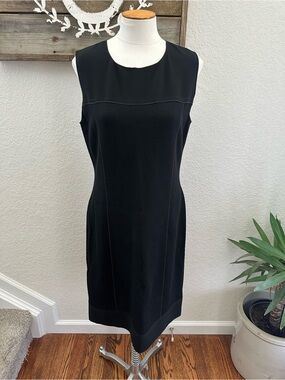 St John Classic Sleeveless Black Sheath Dress size 10 NWT